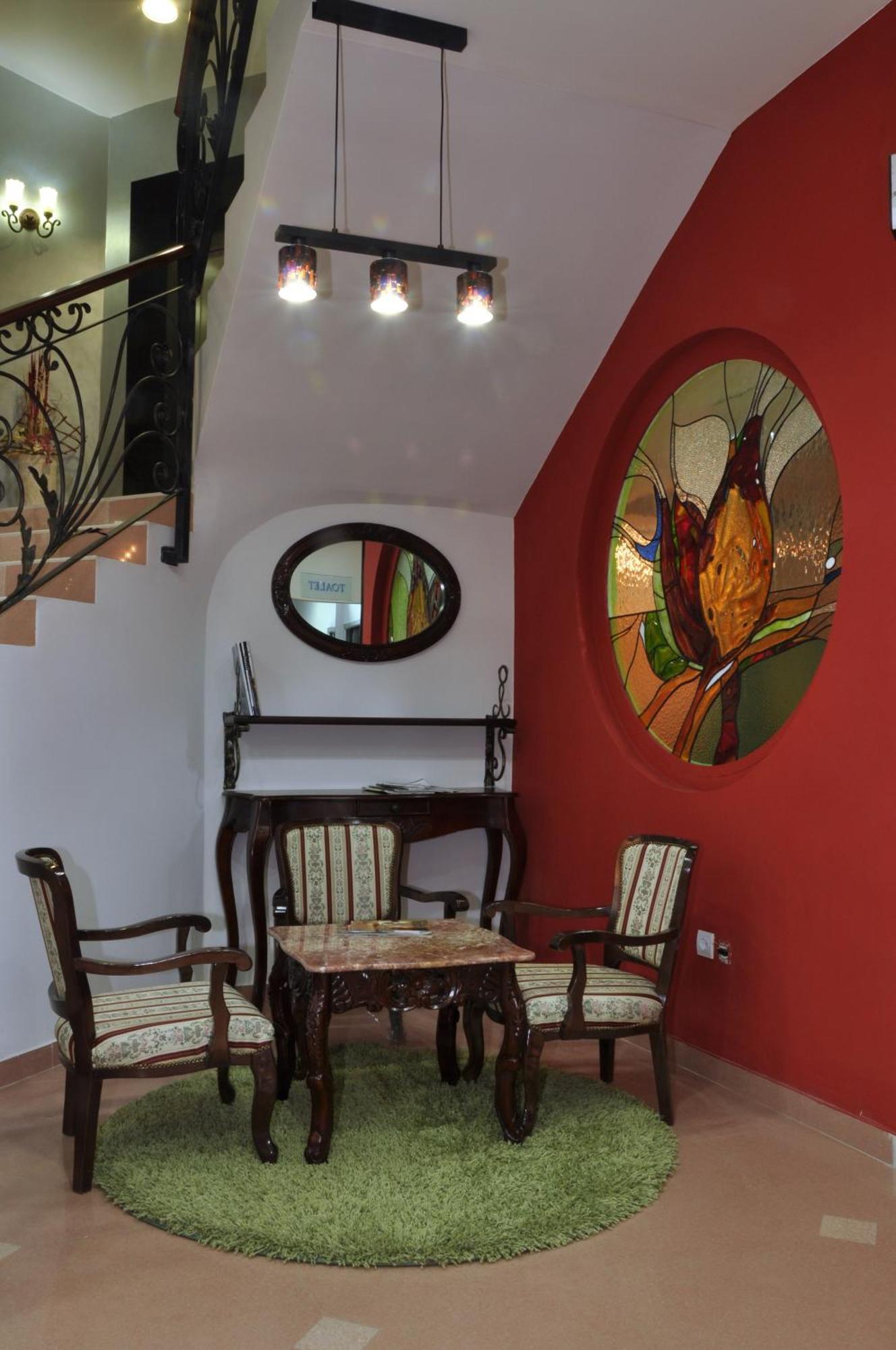 Hotel Botika Кралево Интерьер фото