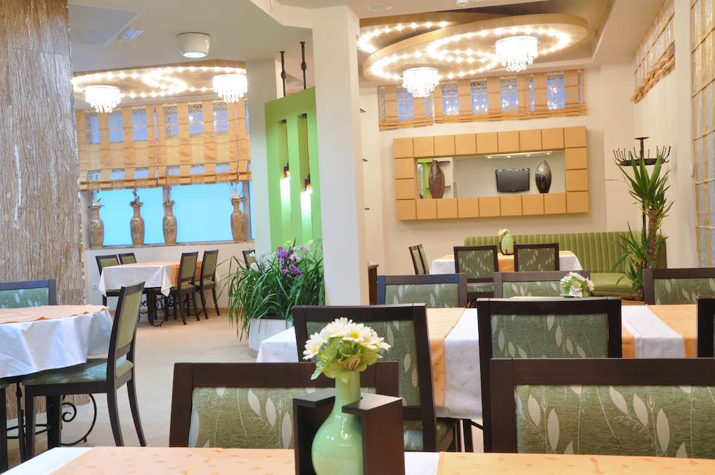 Hotel Botika Кралево Экстерьер фото